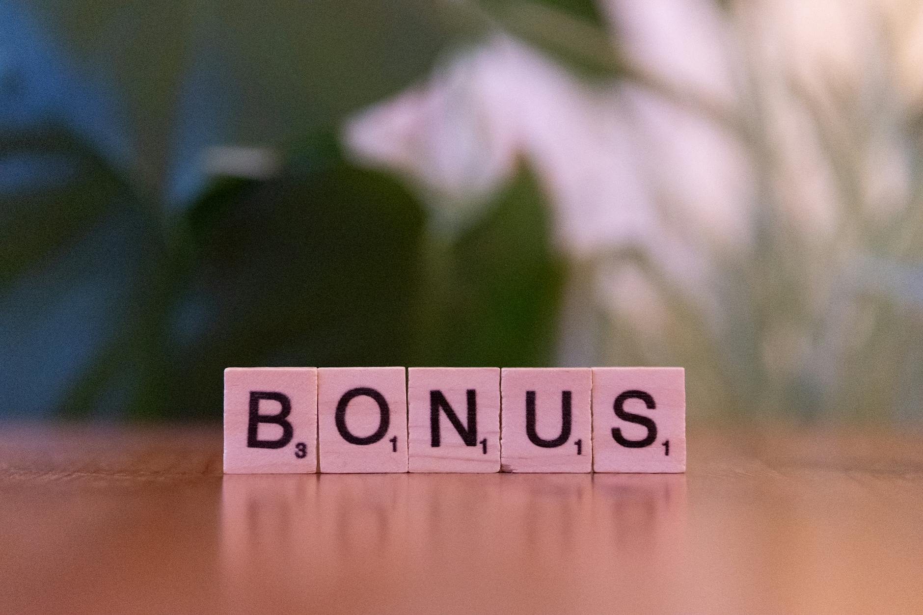 bonus word on scrabble letter tiles